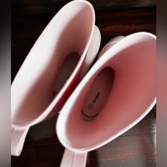 Cat & Jack Ballet Pink Slip-on Rain Boots🤍 - Picture 3 of 4